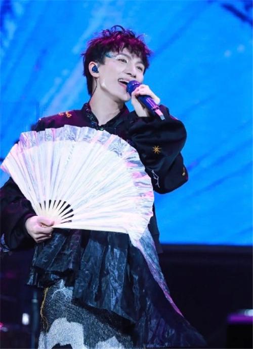 火花最新歌曲，自然美景之旅，探尋內(nèi)心的平和寧靜