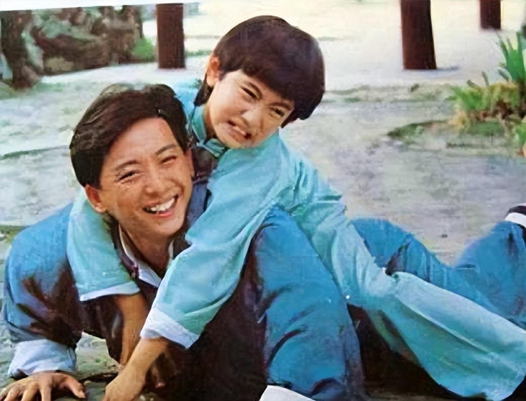 草婚社區(qū)最新,草婚社區(qū)最新，溫馨日常的趣事與情感紐帶