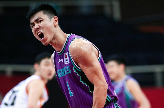 高詩巖最新動態(tài)，籃球新星閃耀賽場，影響力持續(xù)擴大