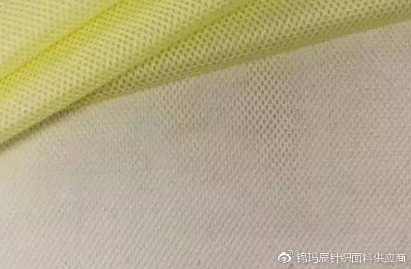 最新流行面料與時尚前沿材質(zhì)探索