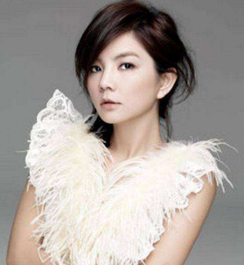 星光下的秘密，明星狐臭揭秘與香氛奇遇探秘