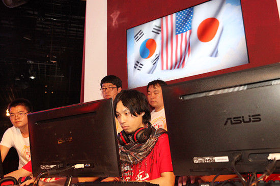 中日搏擊最新動態(tài)，如何學(xué)習(xí)與提升搏擊技能的全面解析