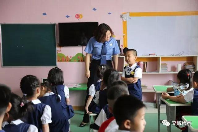 最新東方時(shí)事解讀，自然美景背后的探索之旅