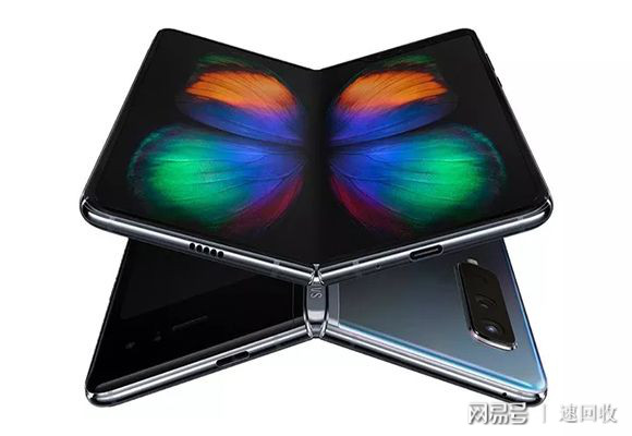 折疊手機全面指南，上市時間及最新動態(tài)揭秘