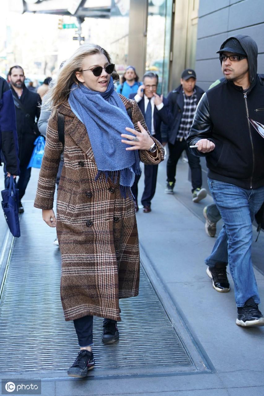 老演員舒適，演藝界的璀璨明珠，傳奇人生閃耀舞臺?