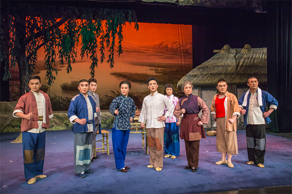 沙家浜電視劇演員表，小巷特色與明星魅力的碰撞