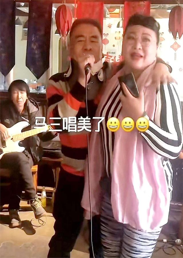 姚三馬新視頻火爆小紅書，熱議焦點，爆款來襲！