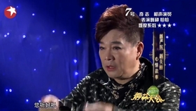 舞臺(tái)上的榮耀與爭(zhēng)議，掌聲下的演員之路