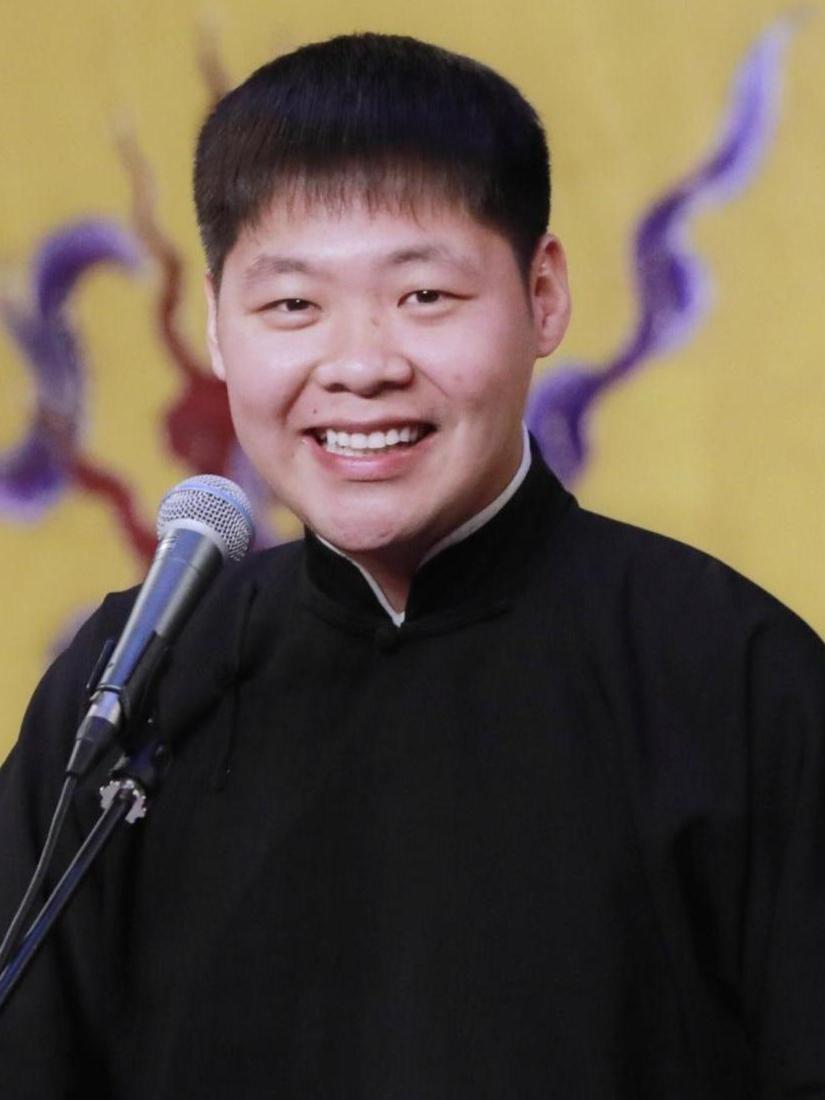 相聲演員鶴，傳承與創(chuàng)新的藝術(shù)人生之旅