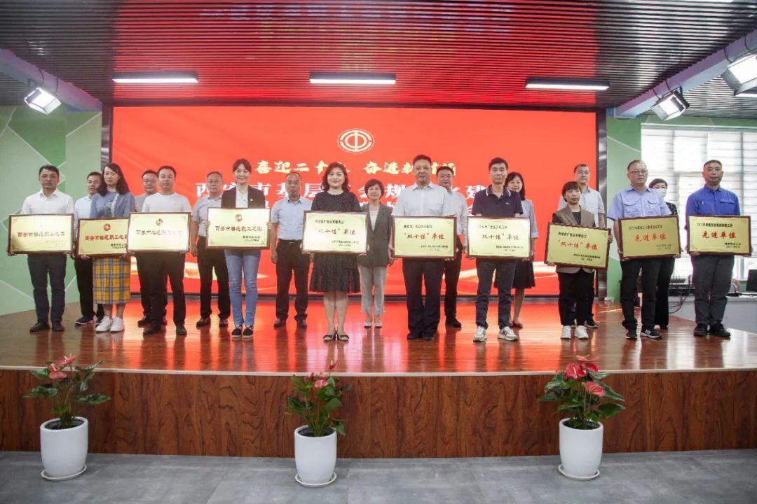 灃京工業(yè)園最新招聘，人才吸引與產(chǎn)業(yè)發(fā)展雙刃劍的挑戰(zhàn)與機(jī)遇