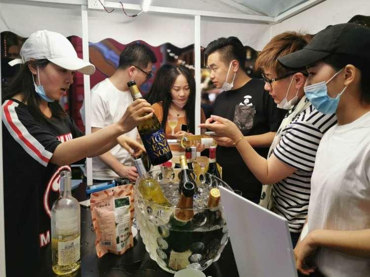 捕魚(yú)達(dá)人2最新版，小巷神秘寶藏探索與特色小店奇妙之旅