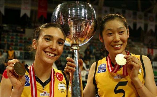 運(yùn)動(dòng)場(chǎng)館燈具 第131頁(yè)