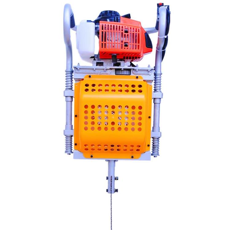 最新起樹苗機(jī)器，自然美景探索之旅啟程