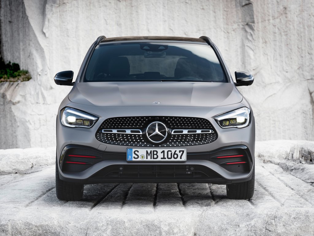 奔馳GLA最新報(bào)價(jià)，豪華入門(mén)之選，驚喜連連！