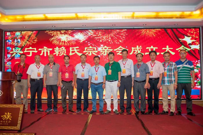 賴氏最新動態(tài)引領(lǐng)科技潮流，重塑未來生活體驗新篇章