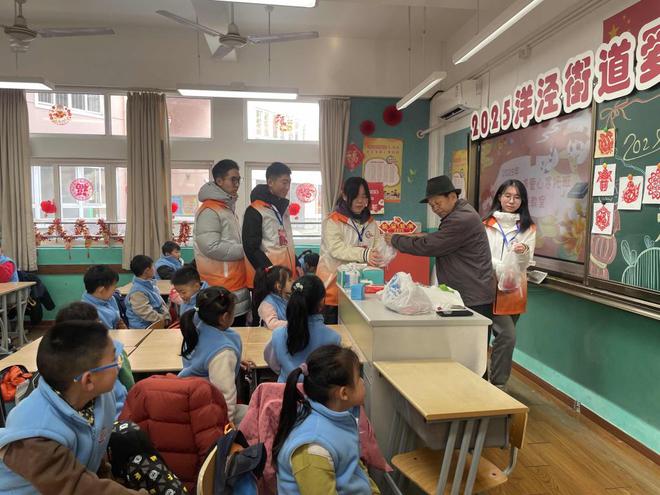 上海最新上課，時代背景下的教育革新探索