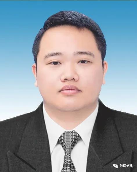 科技革新引領(lǐng)未來，最新區(qū)干部任職公示揭示智慧藍(lán)圖